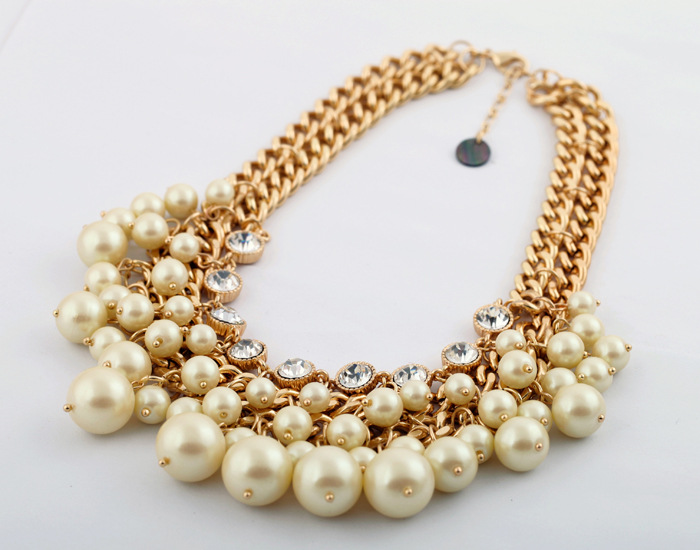 gold chain pearl choker