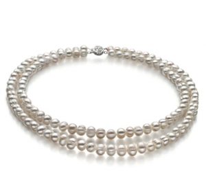 pearl necklace for young ladies