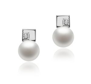 white pearl earrings