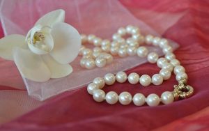 pearl graduation gift