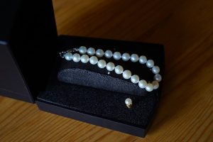 pearl graduation gifts