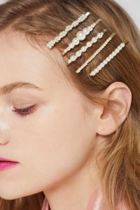 pearl hair clips