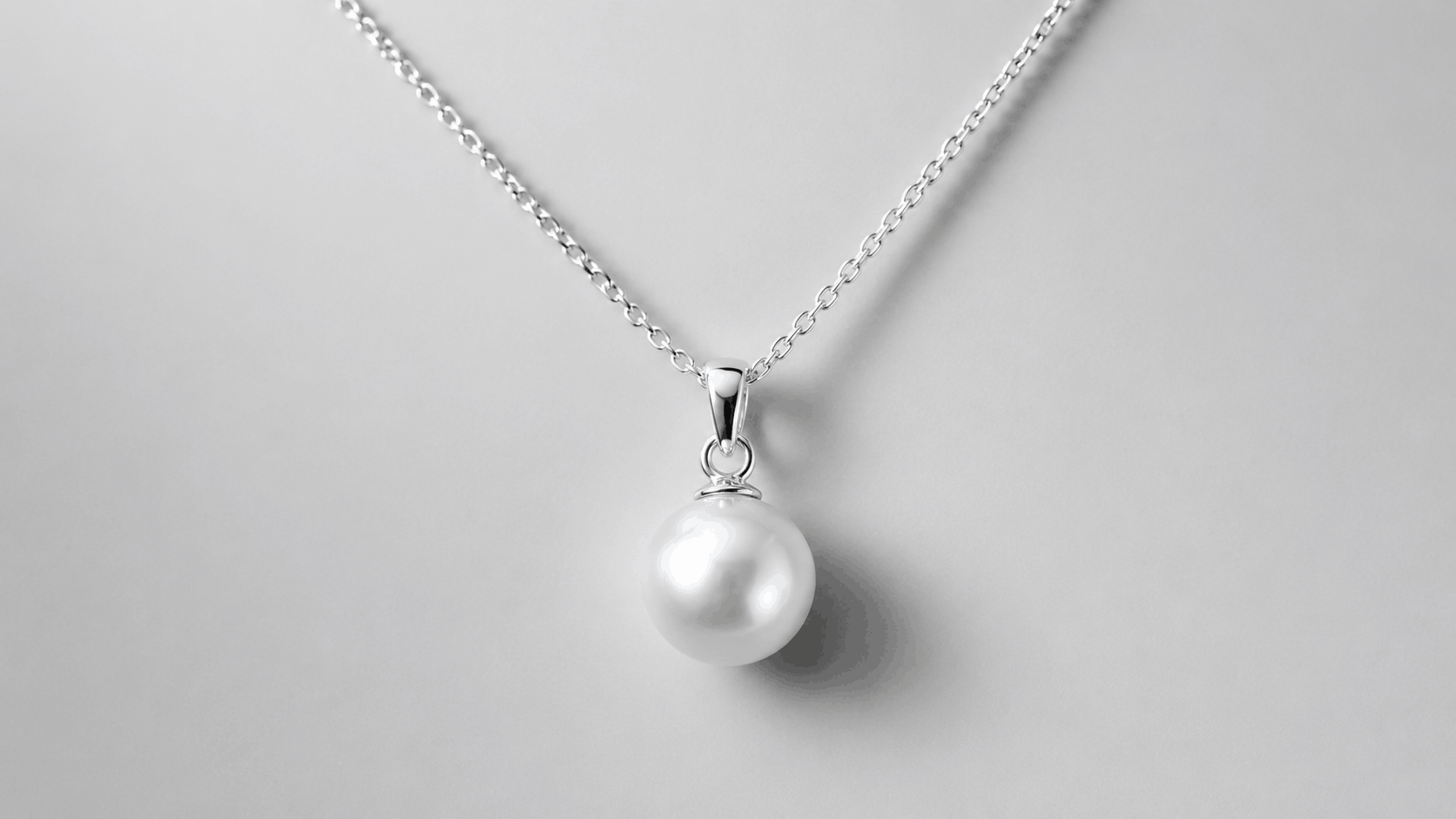 01. Why a Sterling Silver and Pearl Necklace Works