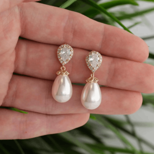 00. pearlsonly-blog-204-feature-image-pearlonly - pearl wedding earrings - Pearls Jewelry - pearlsonly