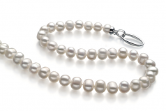 8-9mm A Quality Freshwater Cultured Pearl Necklace in Joyce White