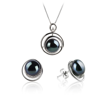 9-10mm AA Quality Freshwater Cultured Pearl Set in Kelly Black 9-10mm AA Quality Freshwater Cultured Pearl Set in Kelly Black