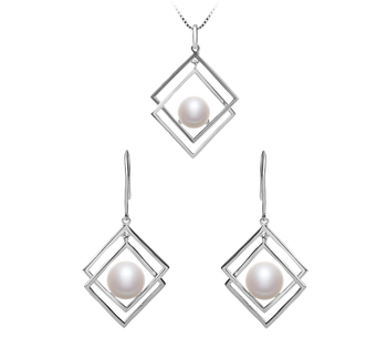 8-9mm AAA Quality Freshwater Cultured Pearl Set in Lilian White 8-9mm AAA Quality Freshwater Cultured Pearl Set in Lilian White